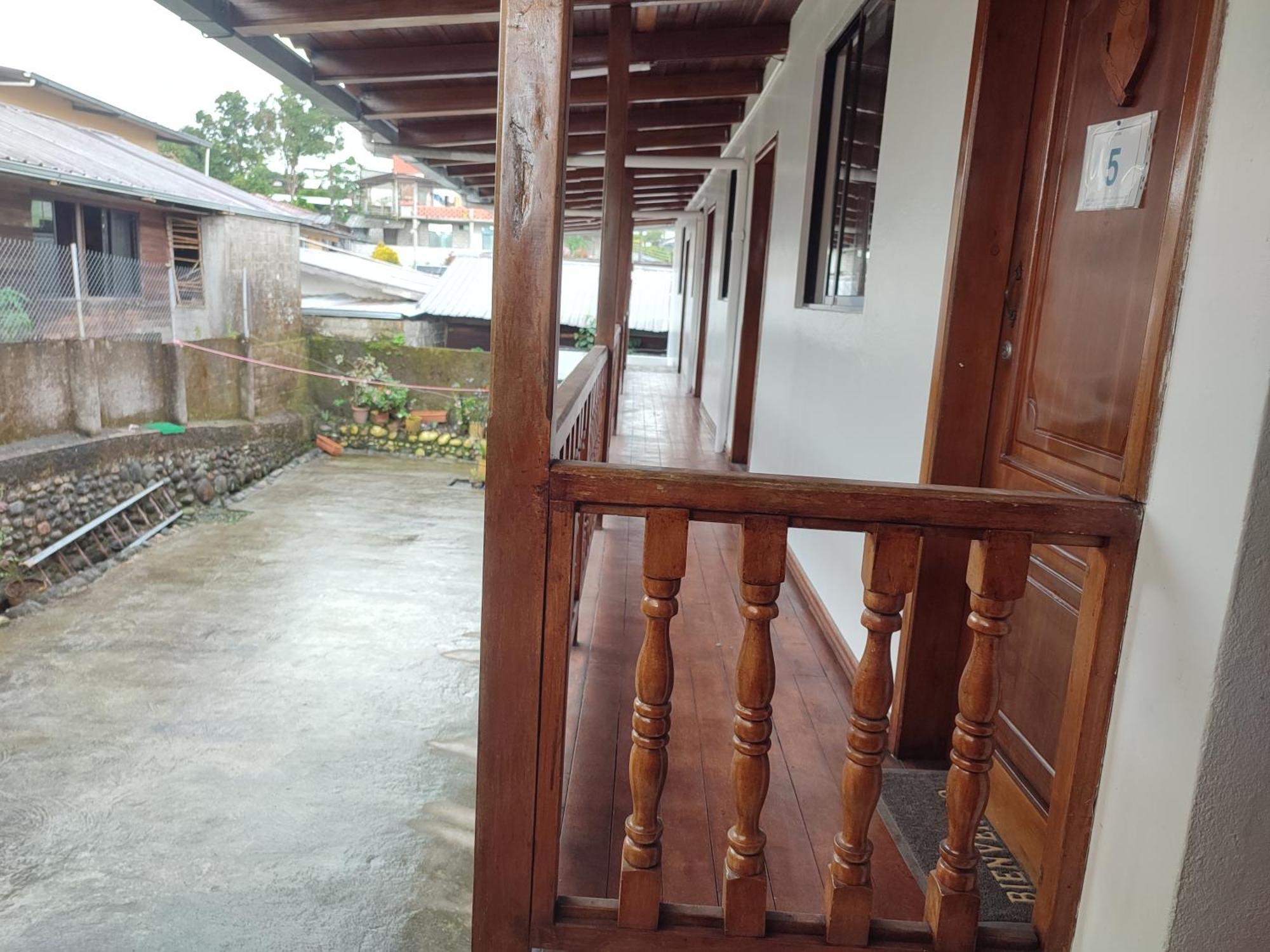 Hostal El Colibri Puyo Exterior photo